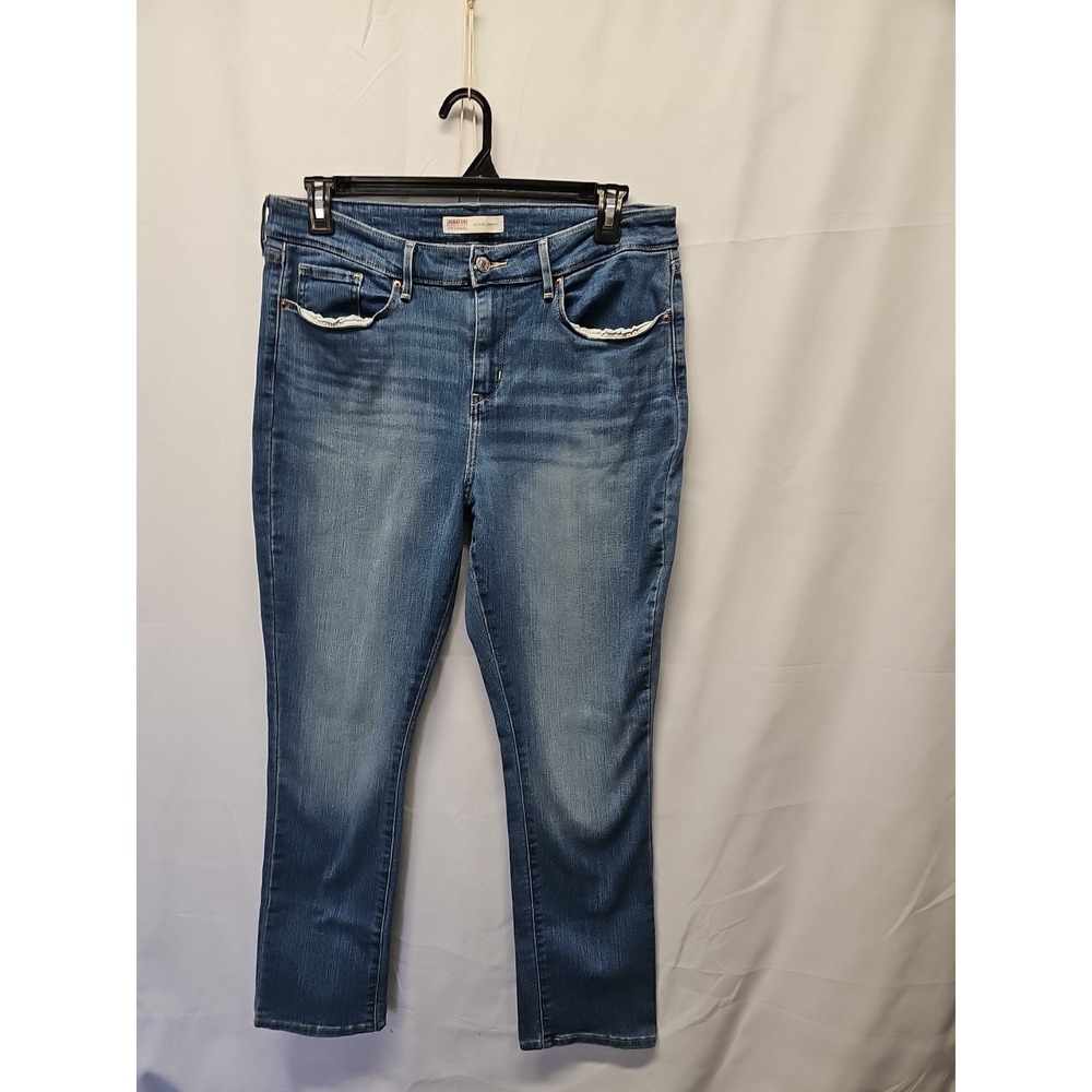 Levi's Women's Signature Strauss Mid Rise Straight Short Size 16 S 34x29 - Picture 3 of 14